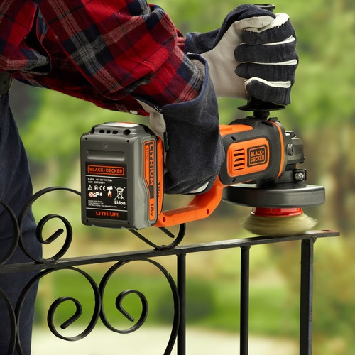 Black and Decker - 18V 40 Ah LIION   - BCG720M1