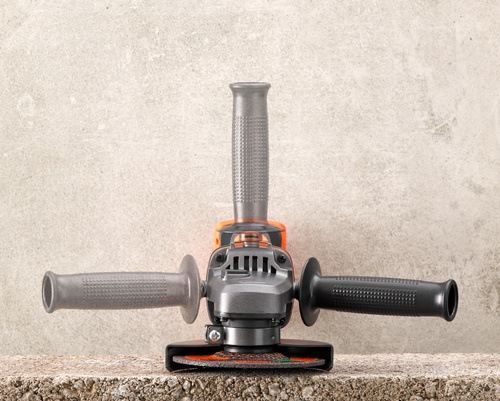 Black and Decker - 18V 40 Ah LIION   - BCG720M1