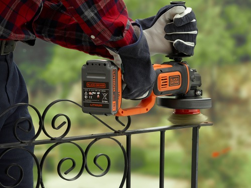 Black and Decker - 18V LIION       - BCG720N