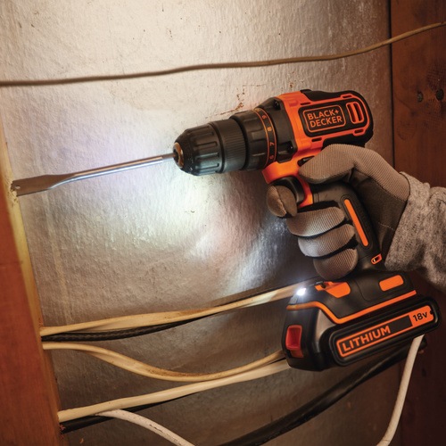 Black and Decker - 18V  2    1A  2  - BDCDD186K1B