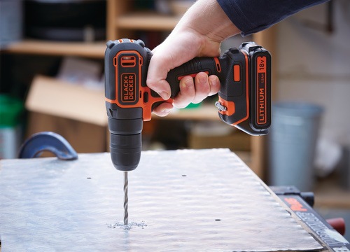 Black and Decker - 18V   2 400mA 2 - BDCHD18KB