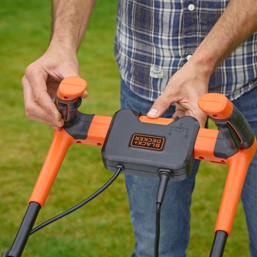 Black and Decker - 1800W       - BEMW481BH