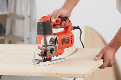 Black and Decker - BLACKDECKER 650W      2    - BES610K