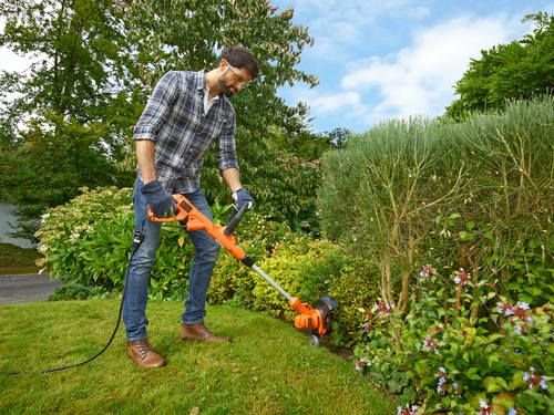 Black and Decker -   550W AFS Strimmer 30cm - BESTA530