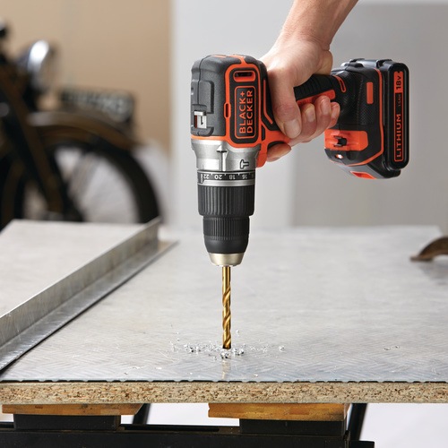 Black and Decker - 18V Brushless    2    400mA   - BL188KB
