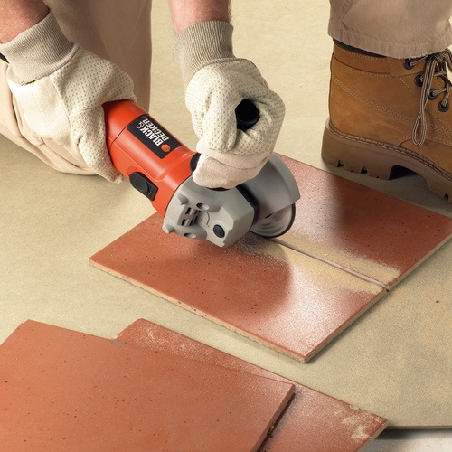 Black and Decker - 710W 115mm     3  - CD115KAX