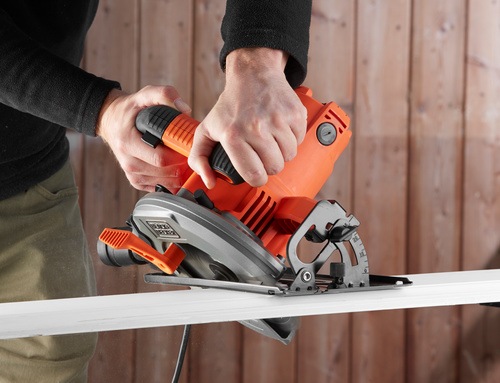 Black and Decker - 1500W 66m  - CS1550