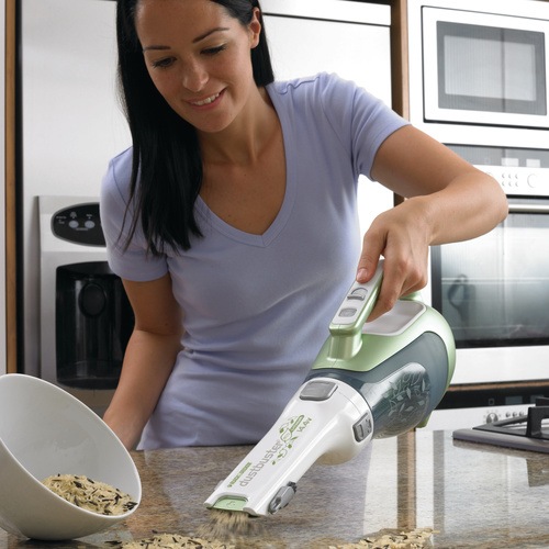 Black and Decker - 144V Dustbuster   - DV1410EL