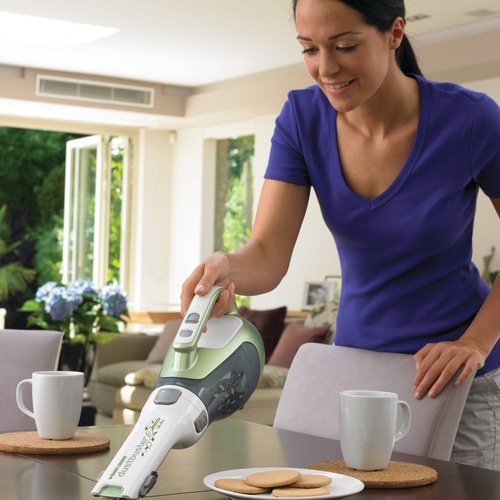 Black and Decker - 144V Dustbuster   - DV1410EL