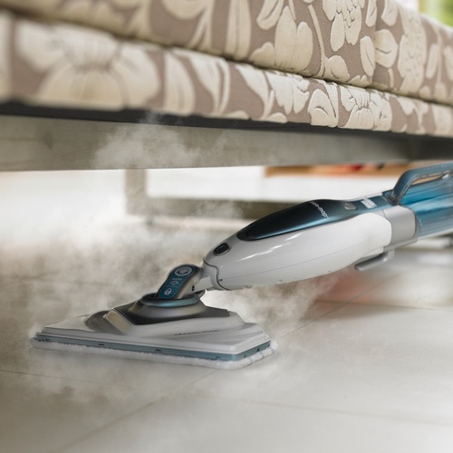 Black and Decker - 1600W Steammop  Deluxe - FSM1630