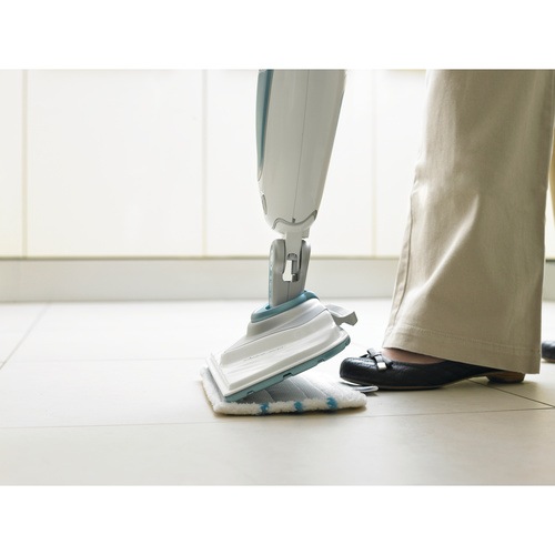 Black and Decker - 1600W Steammop  Deluxe - FSM1630