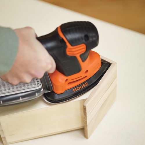 Black and Decker - 120W Next Generation Mouse   10    16 - KA2000KA10