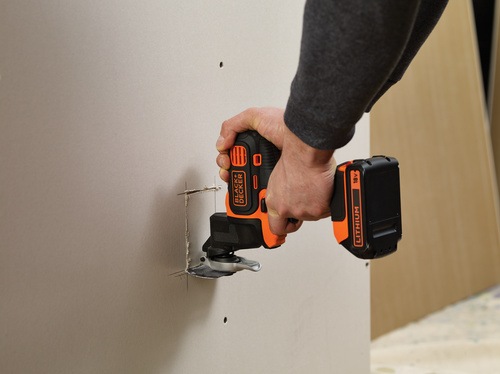 Black and Decker -        Multievo - MTOS4