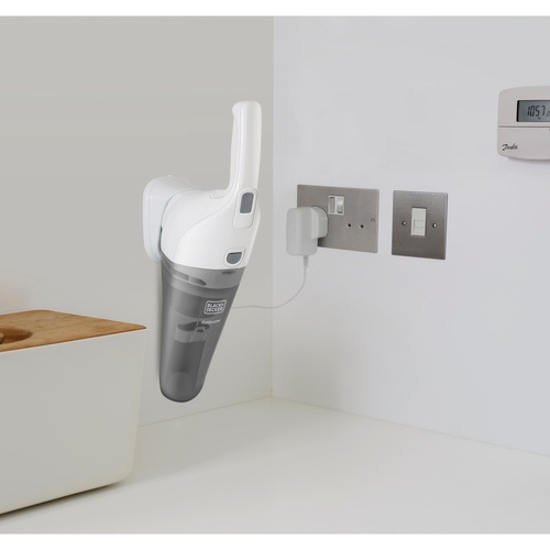 Black and Decker - 24V Dustbuster    - NVB215WN