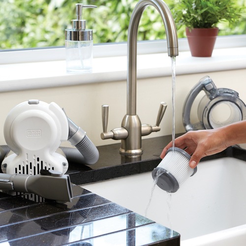 Black and Decker - 108V  LithiumIon Dustbuster Flexi - PD1020L