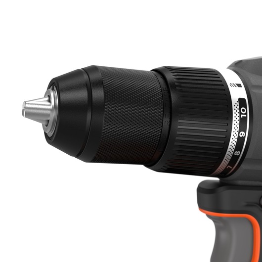 BLACKDECKER BLD783E2K drill close-up, showing black textured chuck with silver detail on white background.