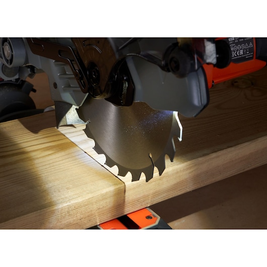 BLACK+DECKER Mitre saw cutting wood